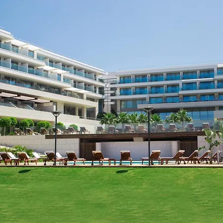 Hotel On'live Çeşme