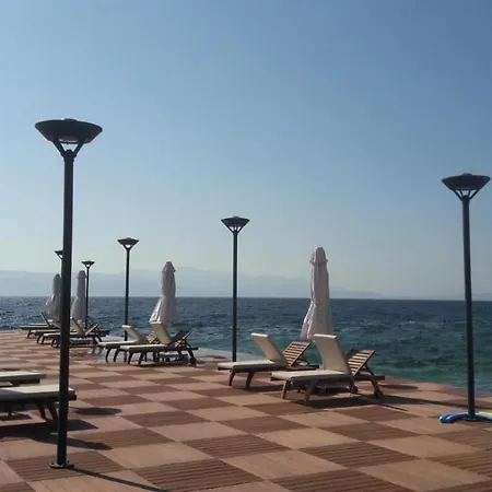 호텔 On'live Çeşme