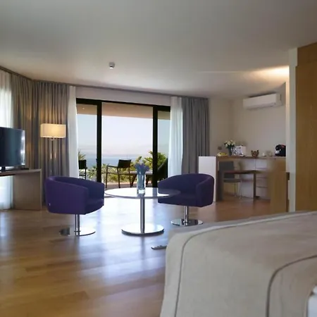 Hotel On'live Cesme